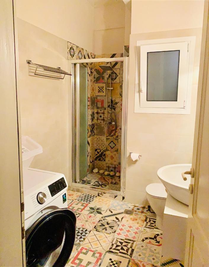 Bring Only Your Toothbrush! Athena Bagian luar foto